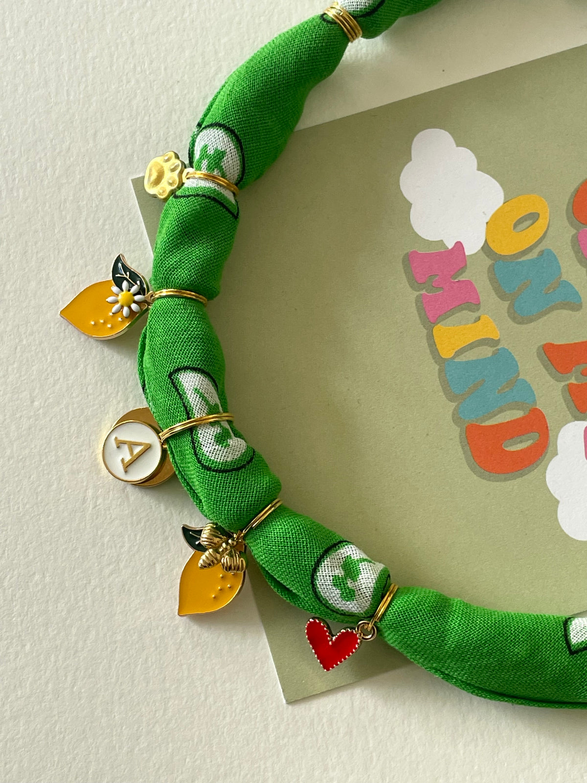 1B/ Collier bandana FRUIT 🍒🍓LOULOU GREEN 💚💛🍋🍋🐝🌺🤩🥰 PERSONNALISÉ RAMSES ❤️🥰