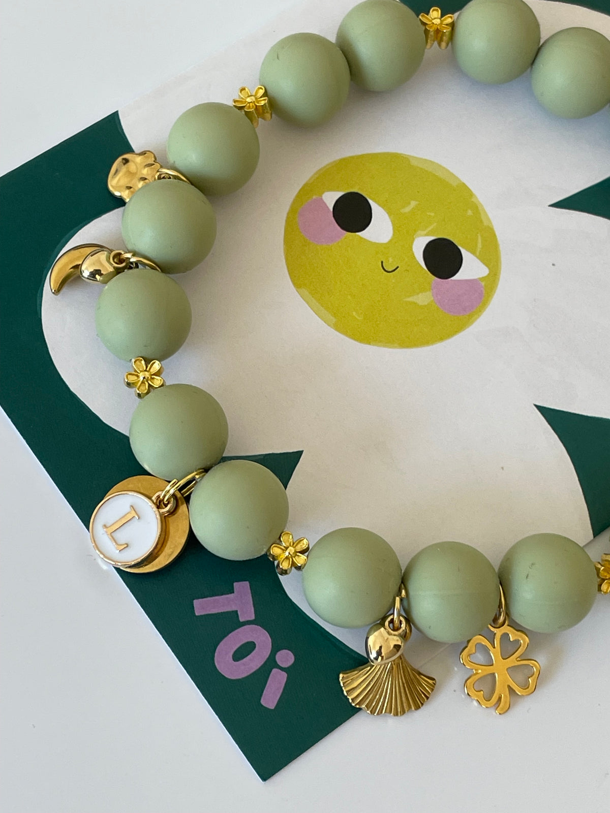 1F/ Collier PASTEL GREEN🌙✨😍🍀