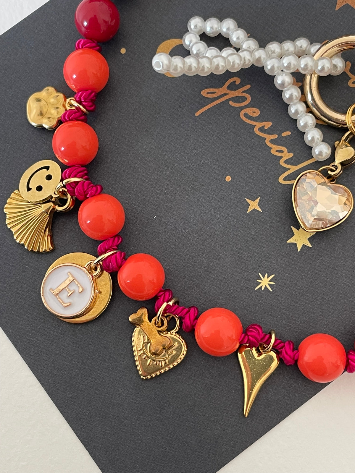 1C/ Collier LOVE LOVE RED & CHARMS 💎❤️🎀👁️🪭🙂