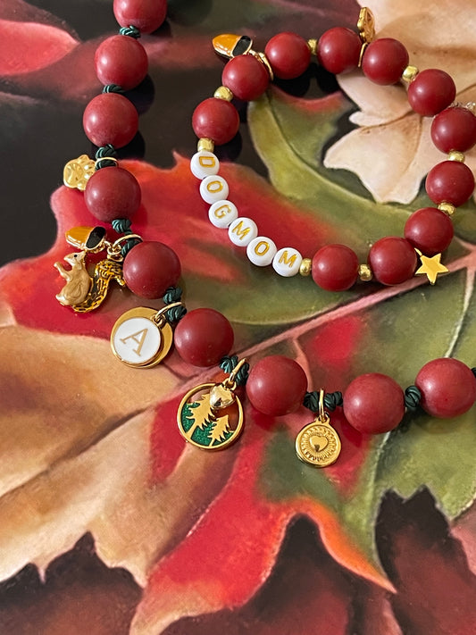 1A/ Collier & Bracelet MATCHY MATCHY 🤩 SQUIRREL AUTUMN DREAM bordeaux & vert forêt 🐿️💚♥️🌲✨✨