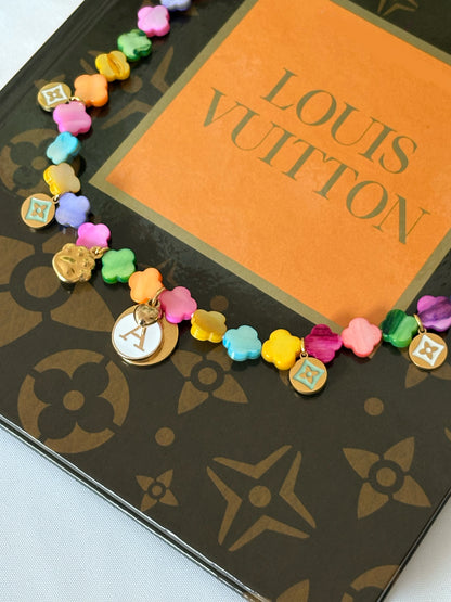 Collier AXELLE LV multicolore trèfles 💛💚🩷💜✨🤩🍀