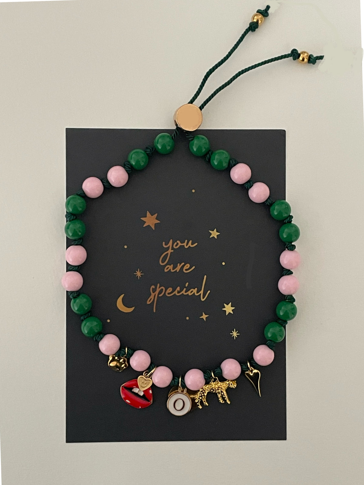 1C/ Collier LEO GREEN X PINK PASTEL 👄💚🩷💚🩷💚🐆✨